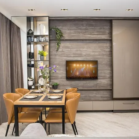 Garden Apartment